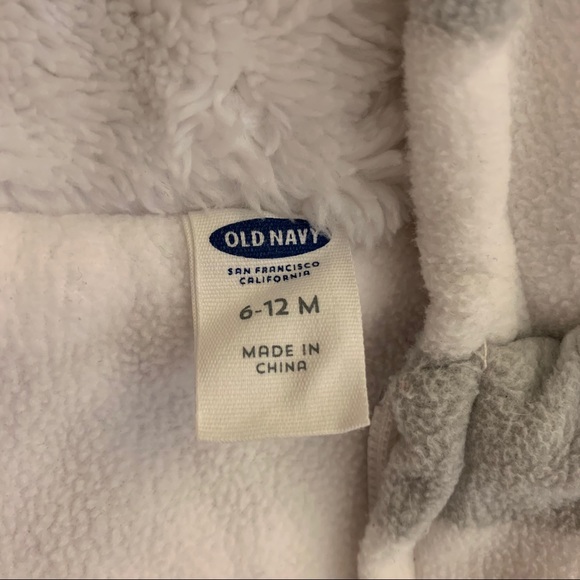 Old navy lined fleece cozy baby suit, ears on hood, bear suit, soft fuzzy, warm - Picture 5 of 6